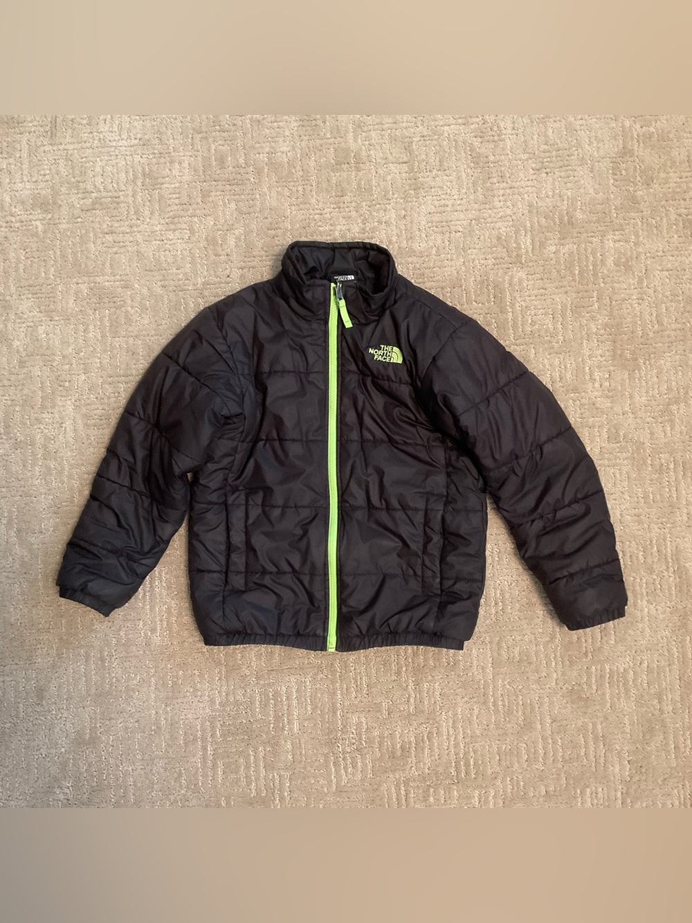 The North Face Kids Black Puffer Jacket Size S 7/8 Lightweight Fall Winter Ski